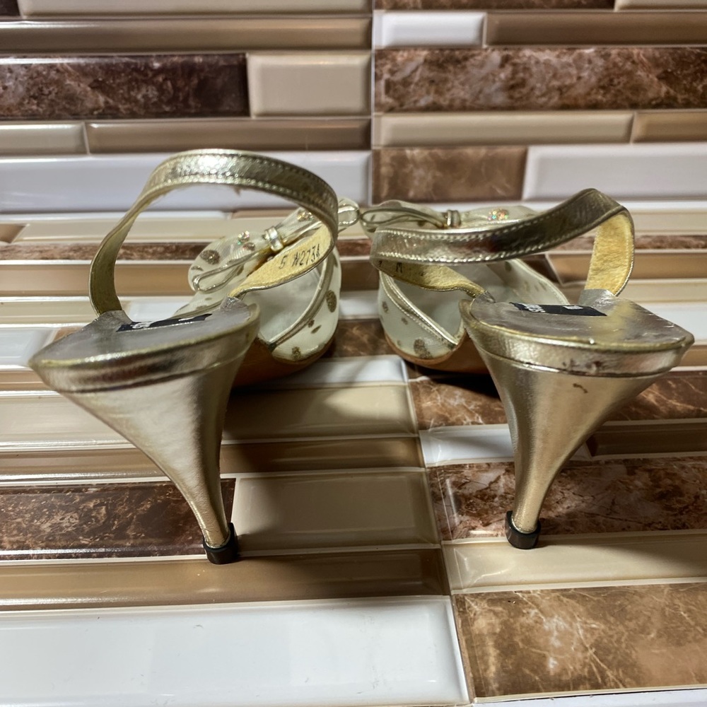Stewart Wiseman Dress heels with bow on the tow - Picture 5 of 8